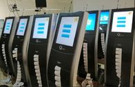 은행 정부를 위한 자급식 19 인치 토큰수 키오스크 티켓 판매기 대기열 티켓 기계