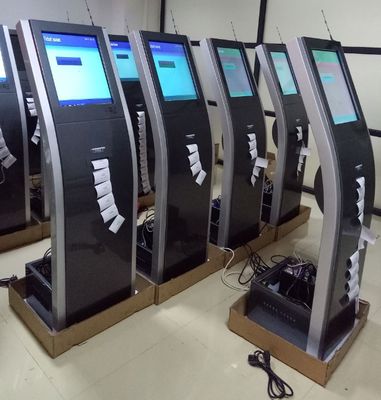 17 써멀 프린터와 인치 QM 티켓 판매기 대기 시스템 토큰수 키오스크